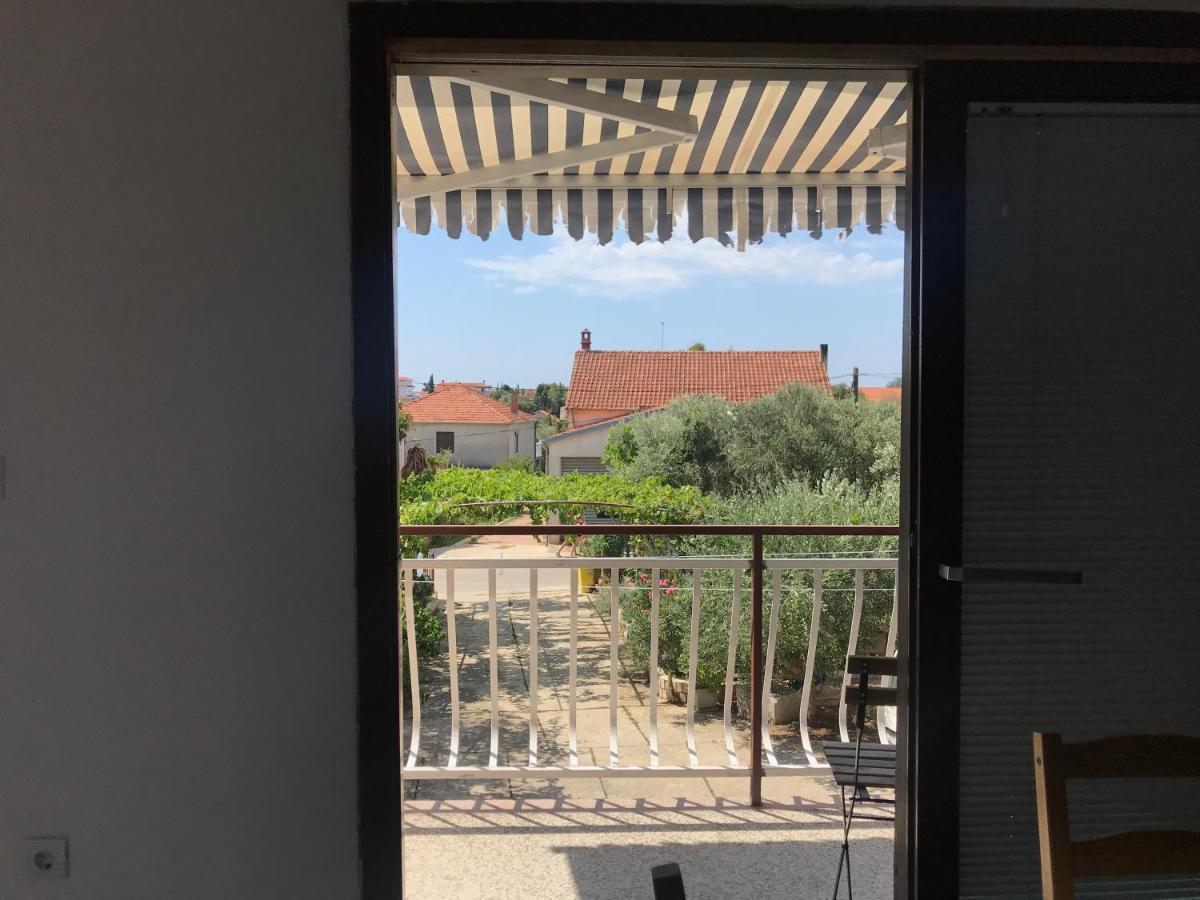 Apartmani Vilma Pakostane Exterior photo